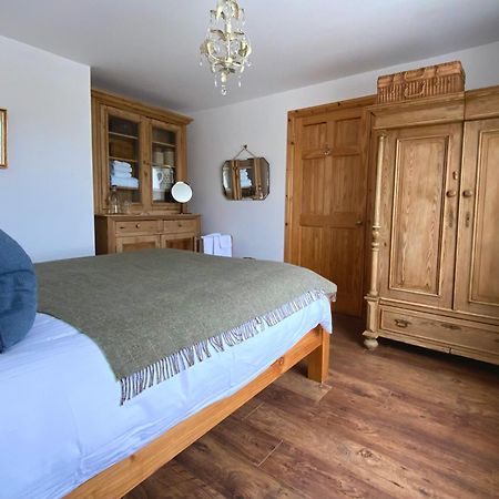 Furthest Point West Apartment Galway Bagian luar foto