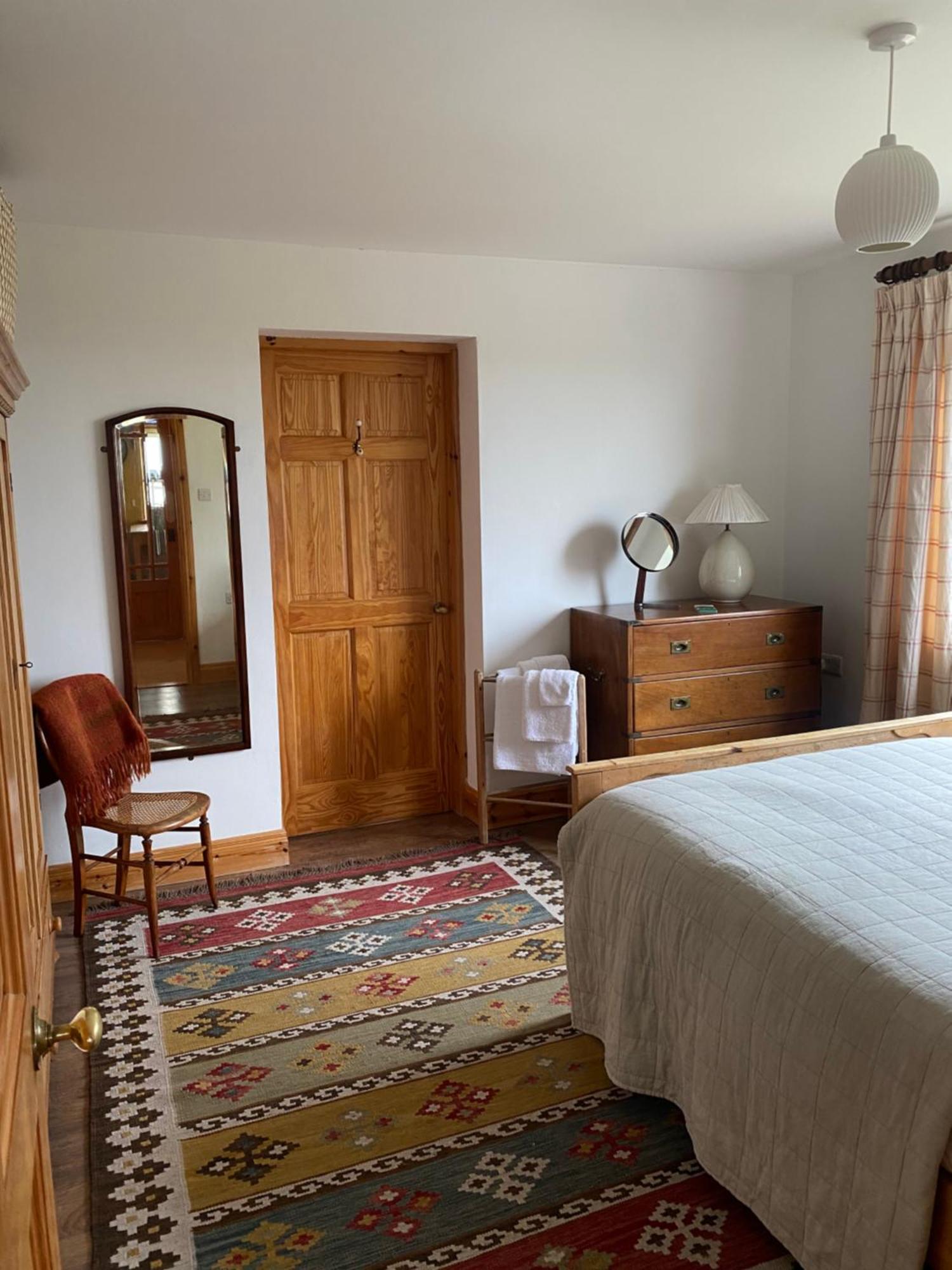 Furthest Point West Apartment Galway Bagian luar foto